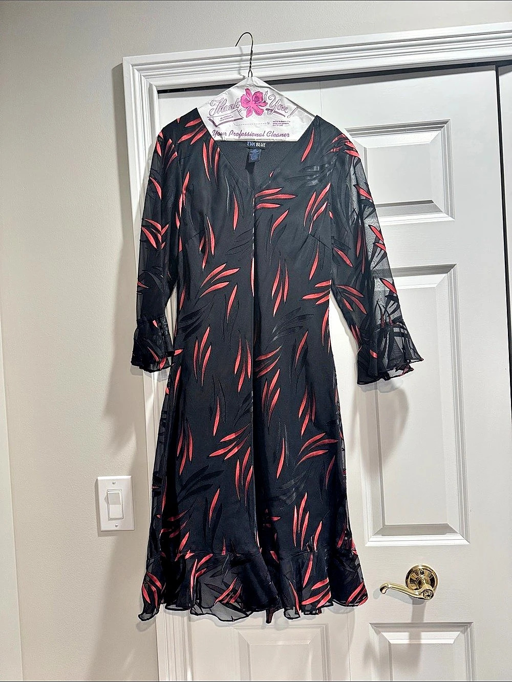 Eva Blue Abstract Midi Dress Black & Red Size Small